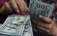 Notas de dólar 9 de abril de 2025. REUTERS/Willy Kurniawan